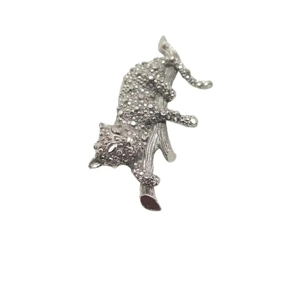 Marcasite Lounging Leopard on Branch Brooch Pin Silver Tone Vintage - Picture 2 of 5